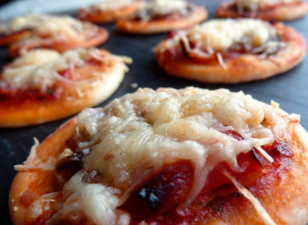 Pizzettes frites à la Napolitaine – Mozza