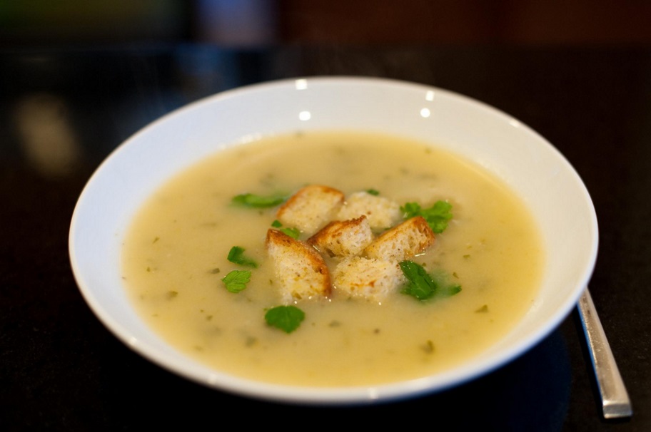 Potage aux bettes et au Parmesan Reggiano