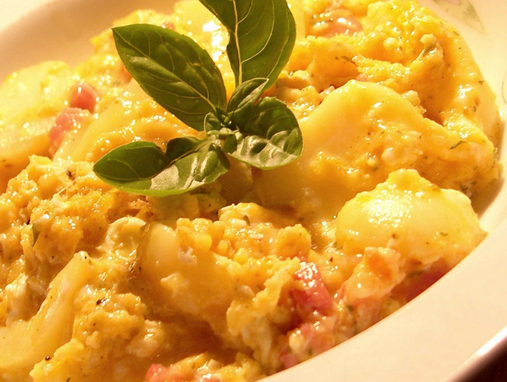 Oeufs brouillés au Broccio