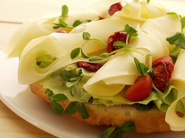Salade au Gruyère et à l&rsquo;Emmental à la mode de Bienne